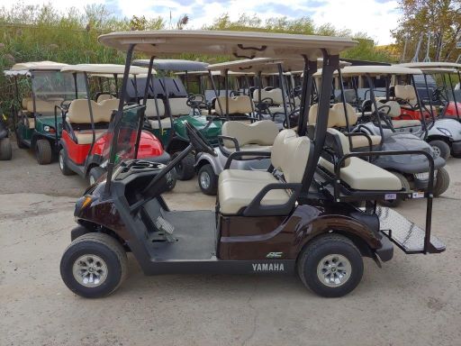 Golf Cart - Yamaha Brown